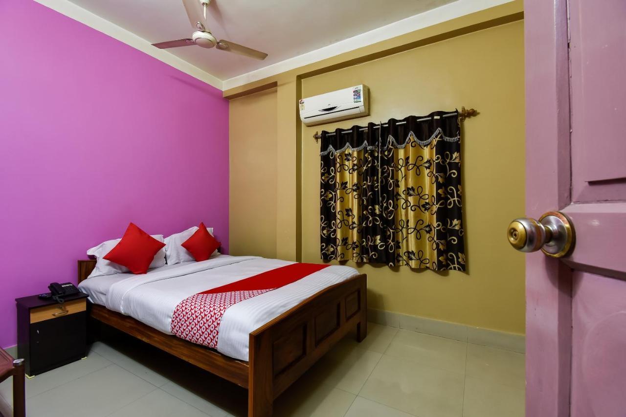 OYO 44160 Hotel Sahana Jangipur Bagian luar foto