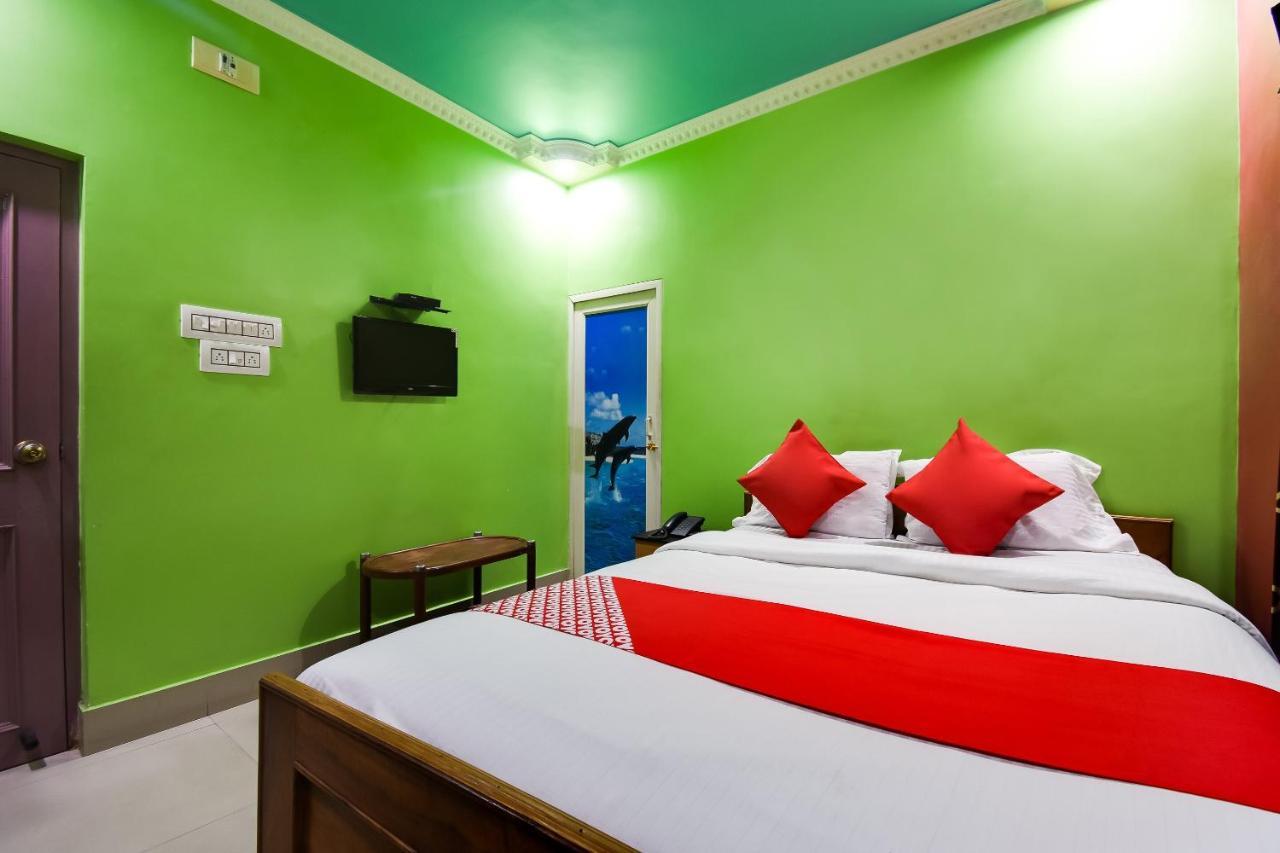 OYO 44160 Hotel Sahana Jangipur Bagian luar foto