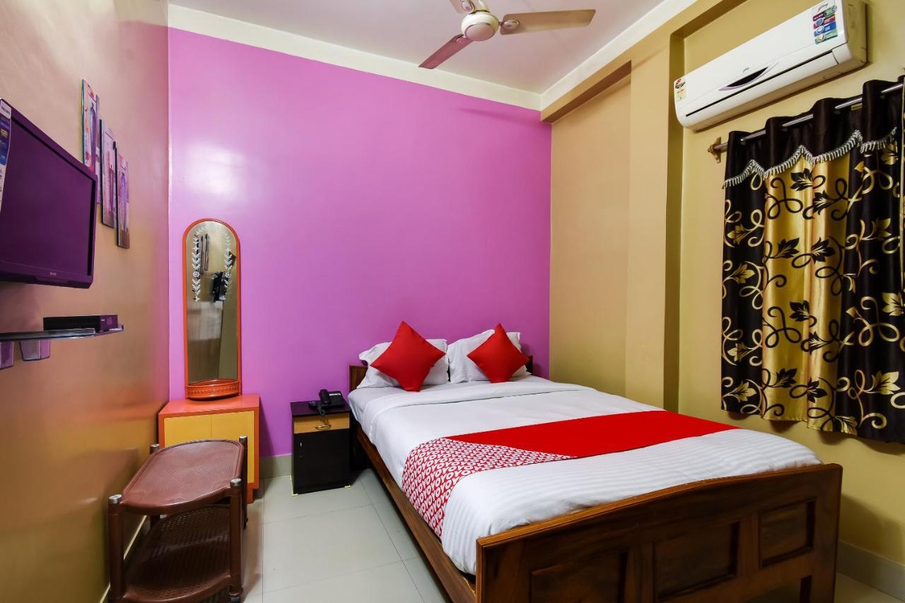 OYO 44160 Hotel Sahana Jangipur Bagian luar foto